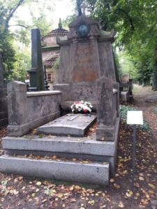 Fotografie hrobu: František Adolf Šubert